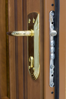 Замок врезной Mul-t-lock 602 фото в интернет-магазине ДорогиеЗамки.рф